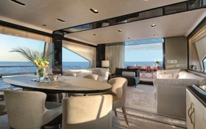 Azimut 80 Salon Shereen Shabnam