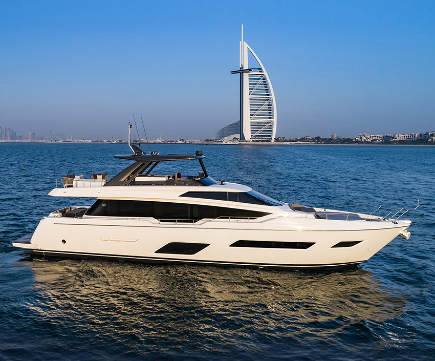 Ferretti Yachts 780 Gulf Première.jpg